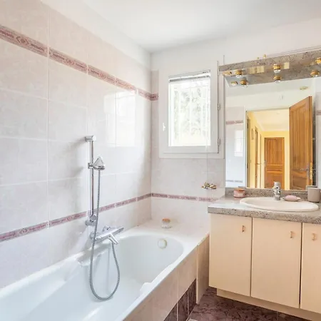 Holiday home Le Puy Du Roy - Climatise Et Piscine Privee