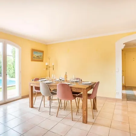 Holiday home Le Puy Du Roy - Climatise Et Piscine Privee Aix-en-Provence
